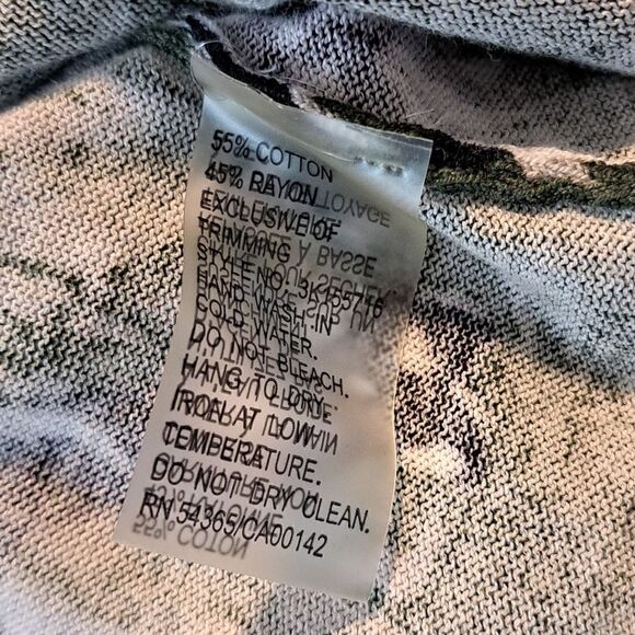 Nygard Women's Top Knit Zebra Beads Sequins V Neck Mesh Sleeves Size M - Picture 8 of 12